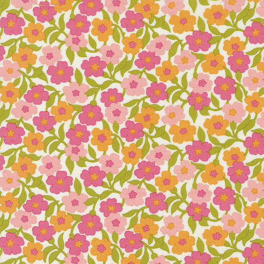 Flower Power by Maureen McCormick for Moda - Mellow Meadow Florals in Cloud