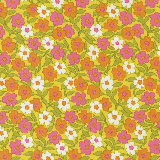 Flower Power by Maureen McCormick for Moda - Mellow Meadow Florals in Citrine